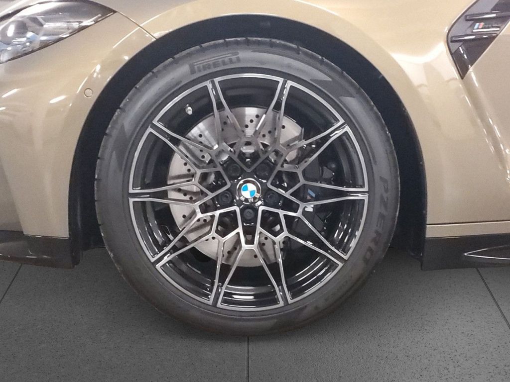 BMW M4 2023