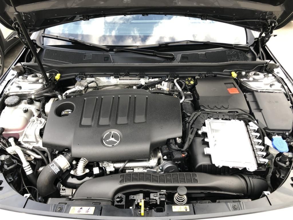 Mercedes-Benz A 200 2025