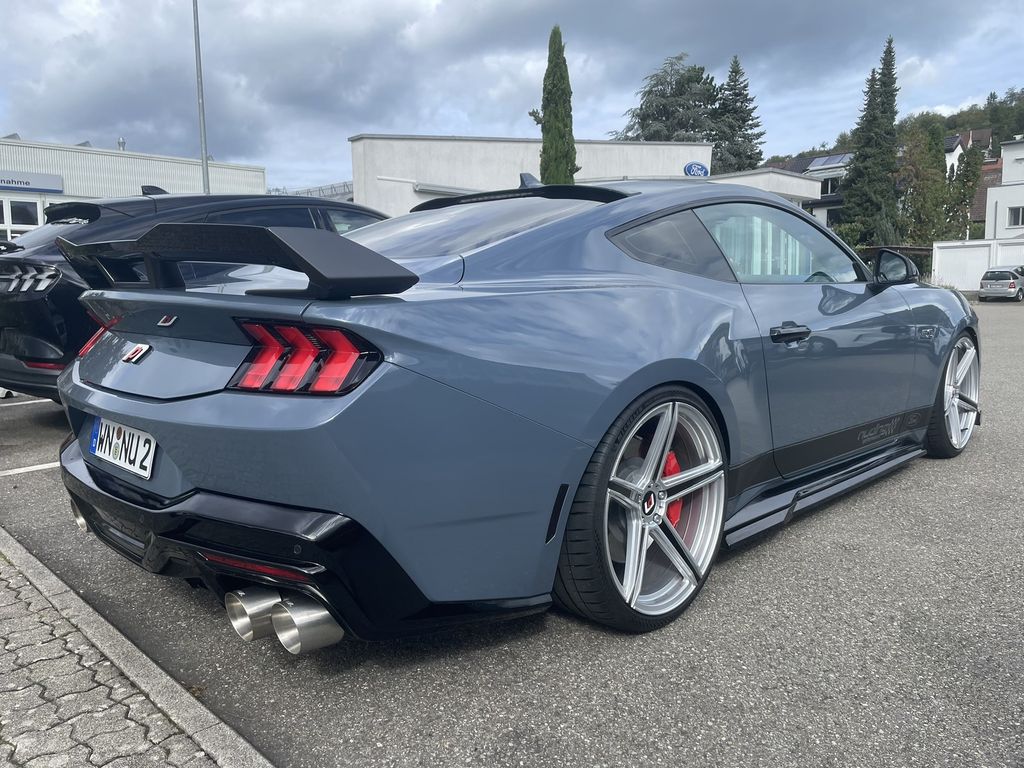 Ford Mustang 2025