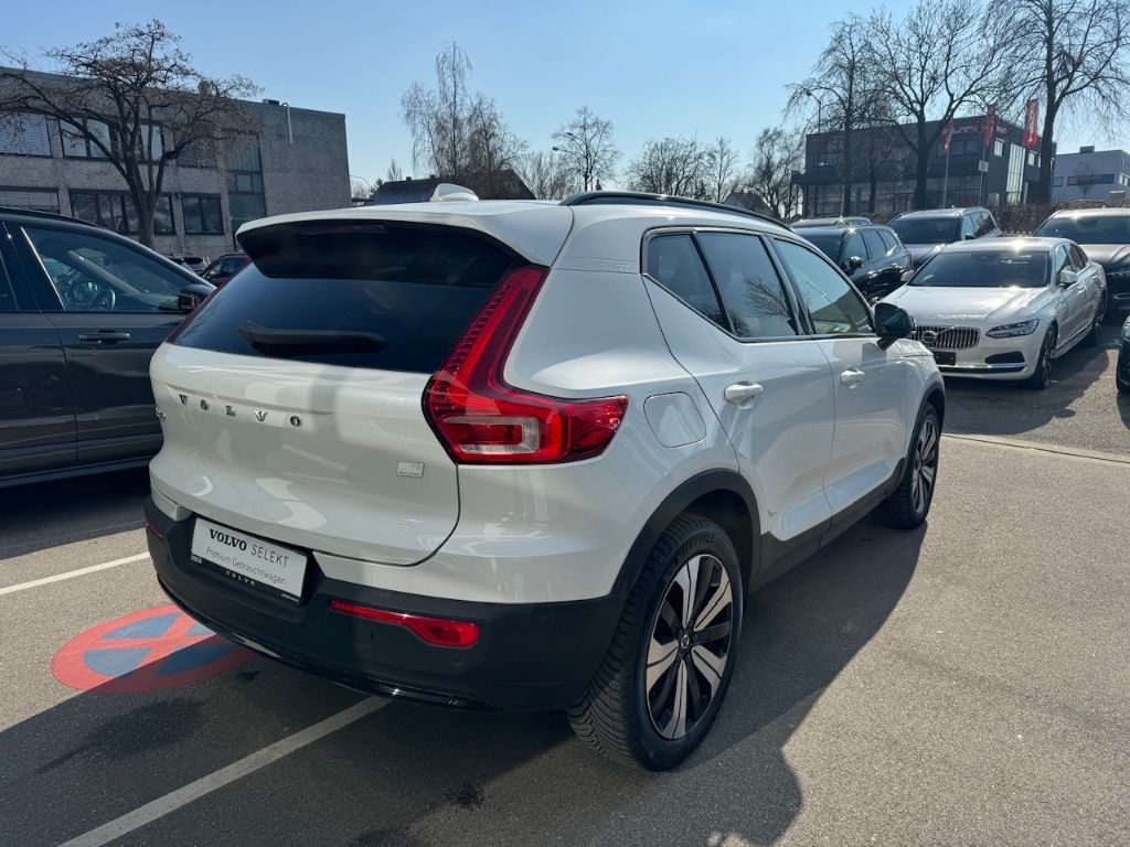 Volvo XC40 2022
