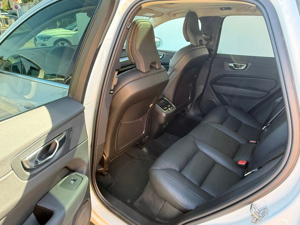 Volvo XC60 2021