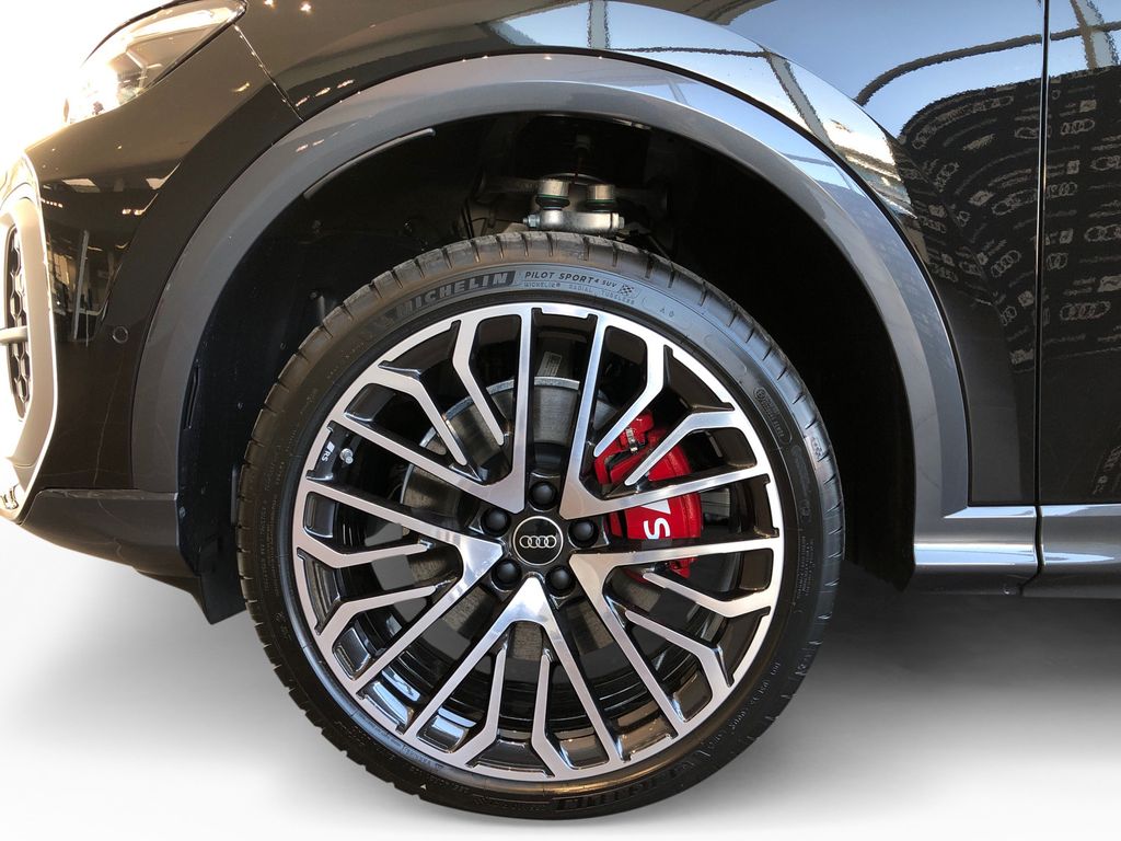 Audi SQ5 2025