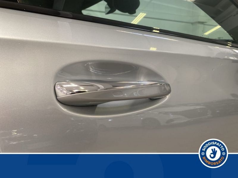 Mercedes-Benz A 180 2025