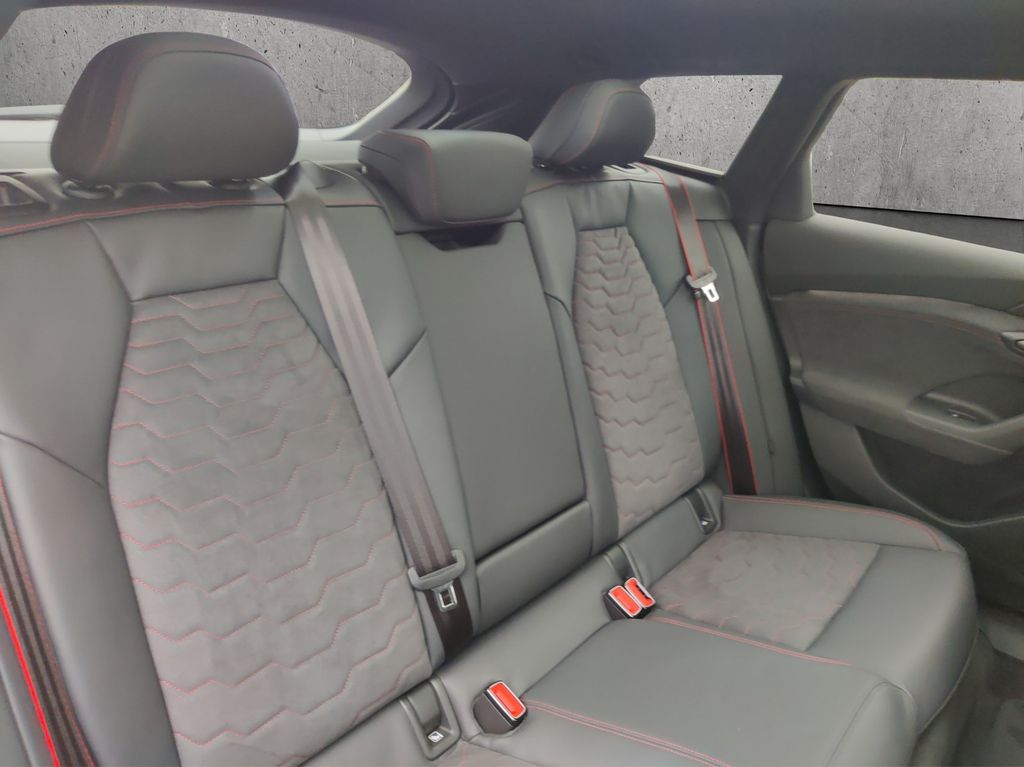 Audi A6 e-tron 2025