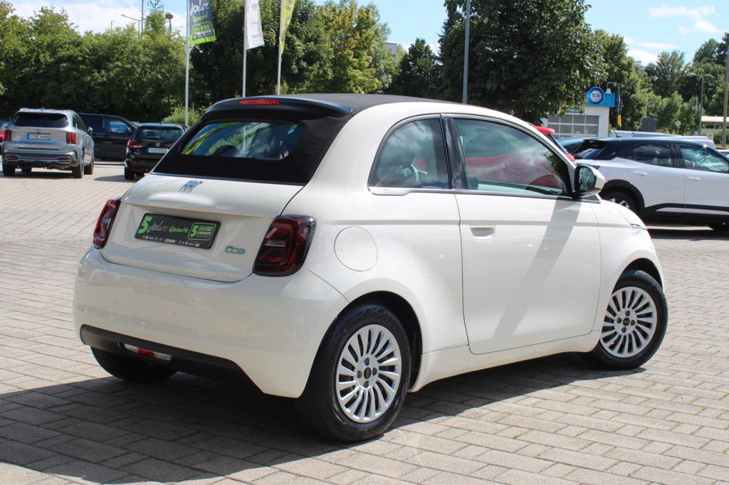 Fiat 500e 2023