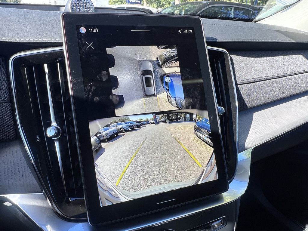 Volvo XC90 2025
