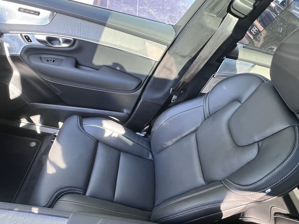 Volvo XC90 2025