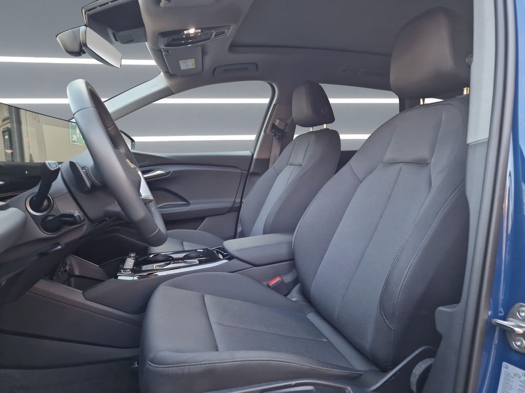 Audi Q6 e-tron 2025