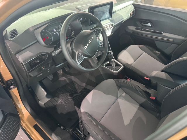 Dacia Sandero 2024