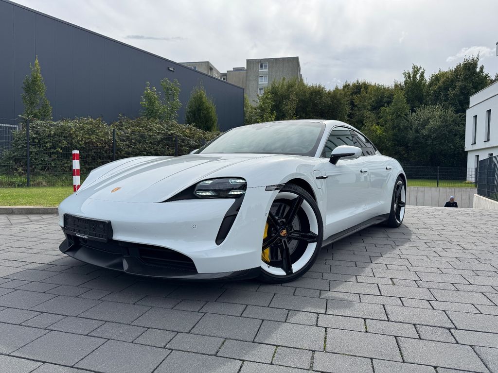 Porsche Taycan 2020