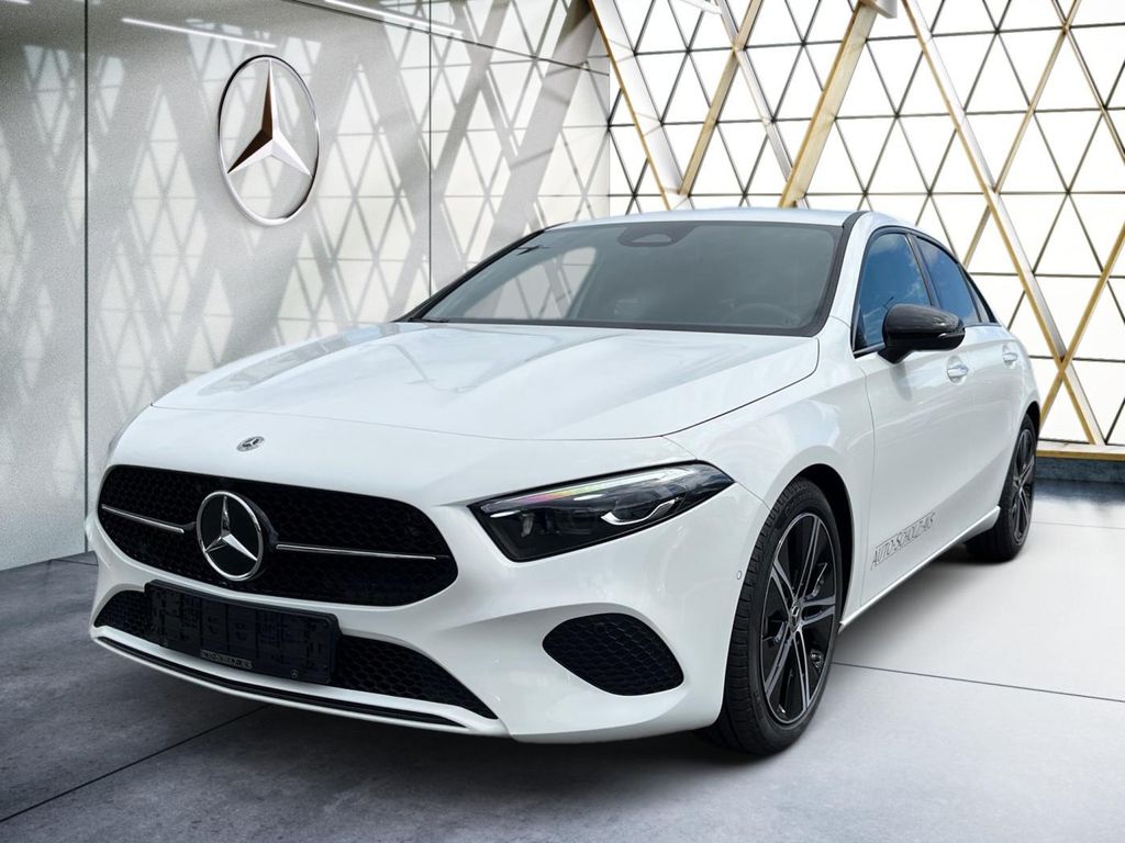 Mercedes-Benz A 180 2025