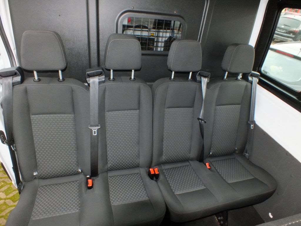 Ford Transit 2021