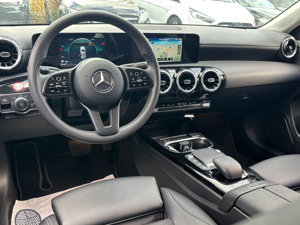 Mercedes-Benz A 180 2021