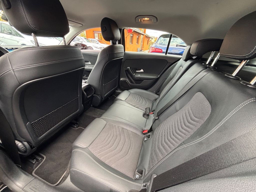 Mercedes-Benz A 180 2021