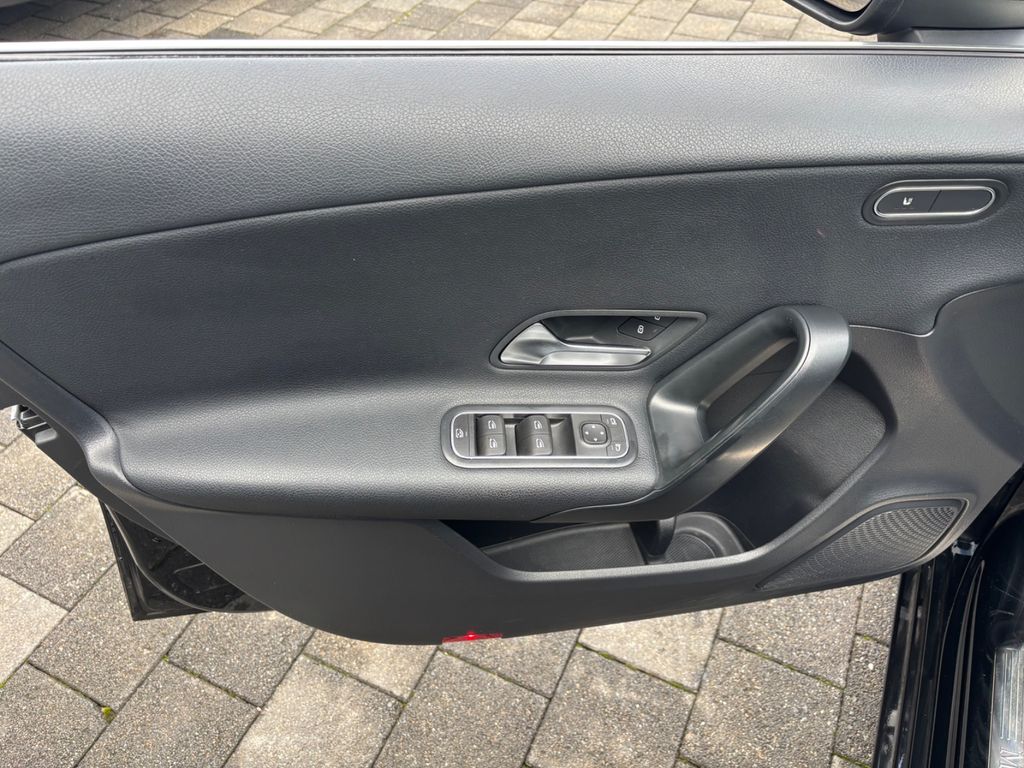 Mercedes-Benz A 180 2021