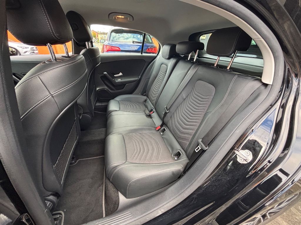 Mercedes-Benz A 180 2021
