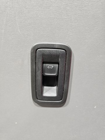 Volkswagen T6 Caravelle 2023