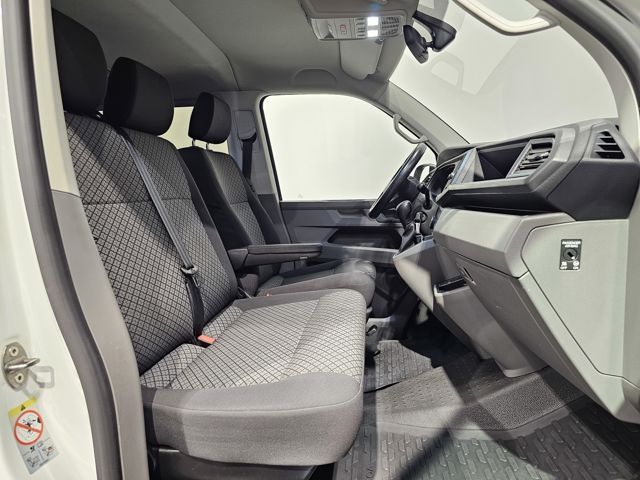 Volkswagen T6 Caravelle 2023