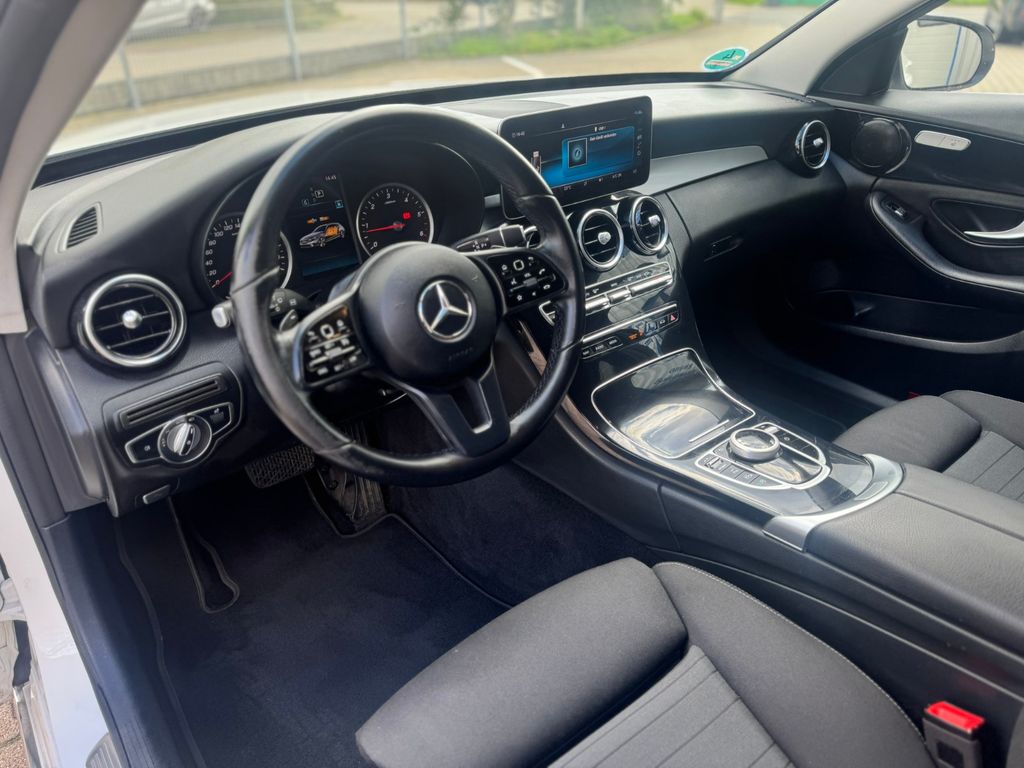 Mercedes-Benz C 180 2021