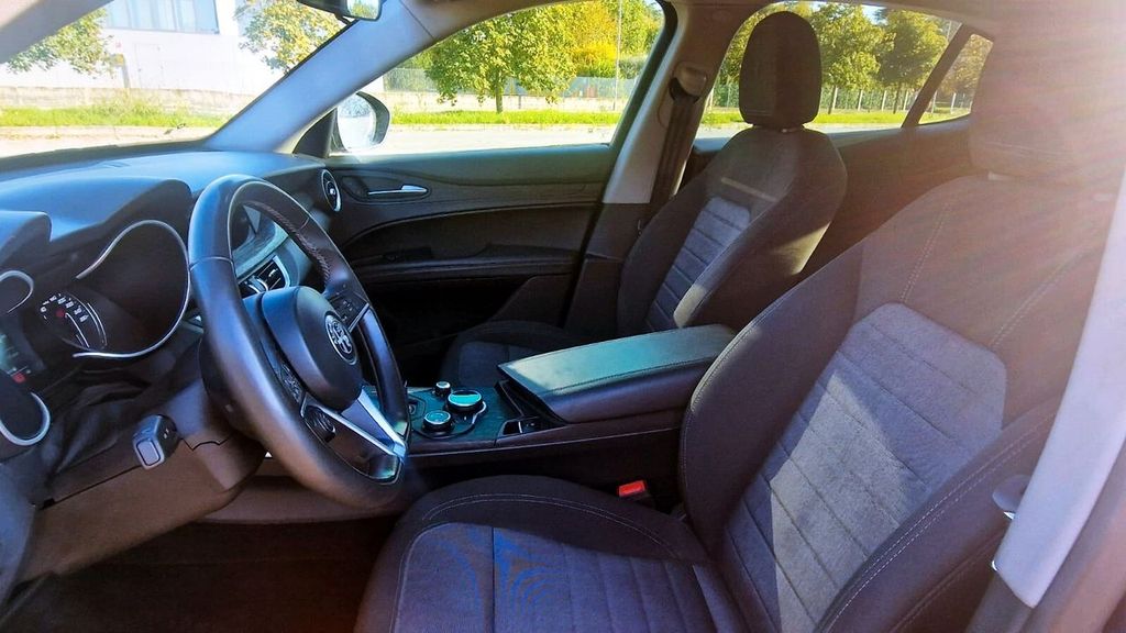 Alfa Romeo Stelvio 2019