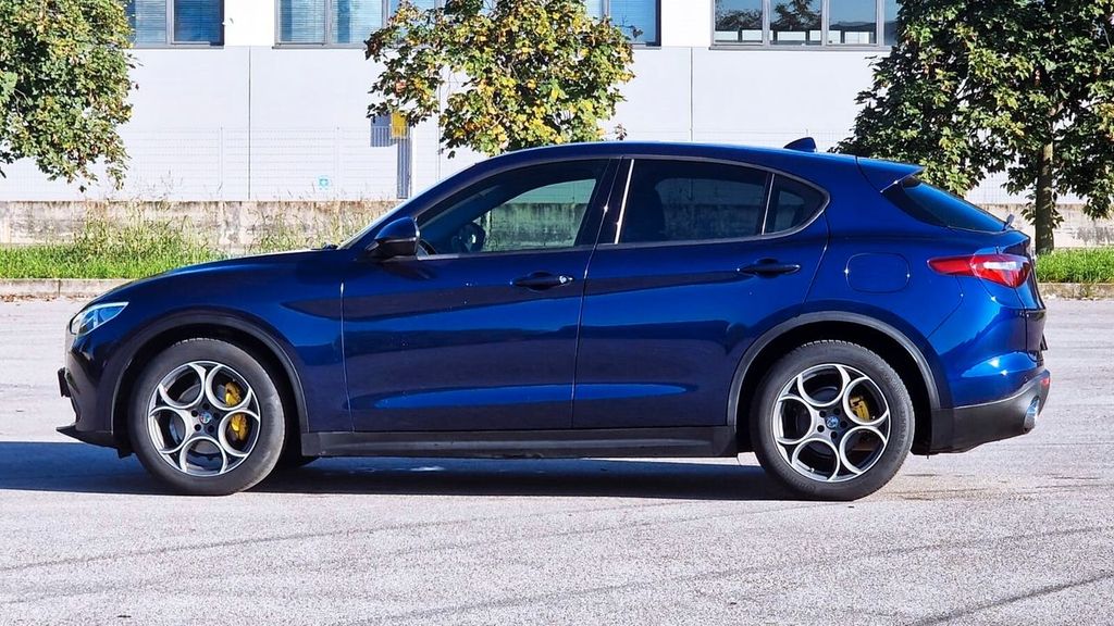 Alfa Romeo Stelvio 2019