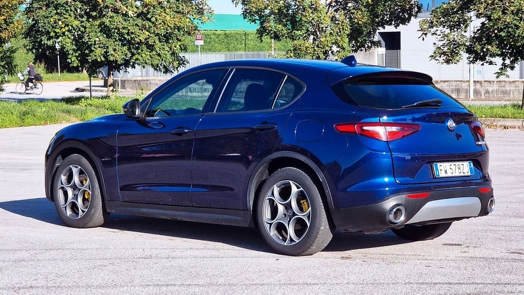 Alfa Romeo Stelvio 2019