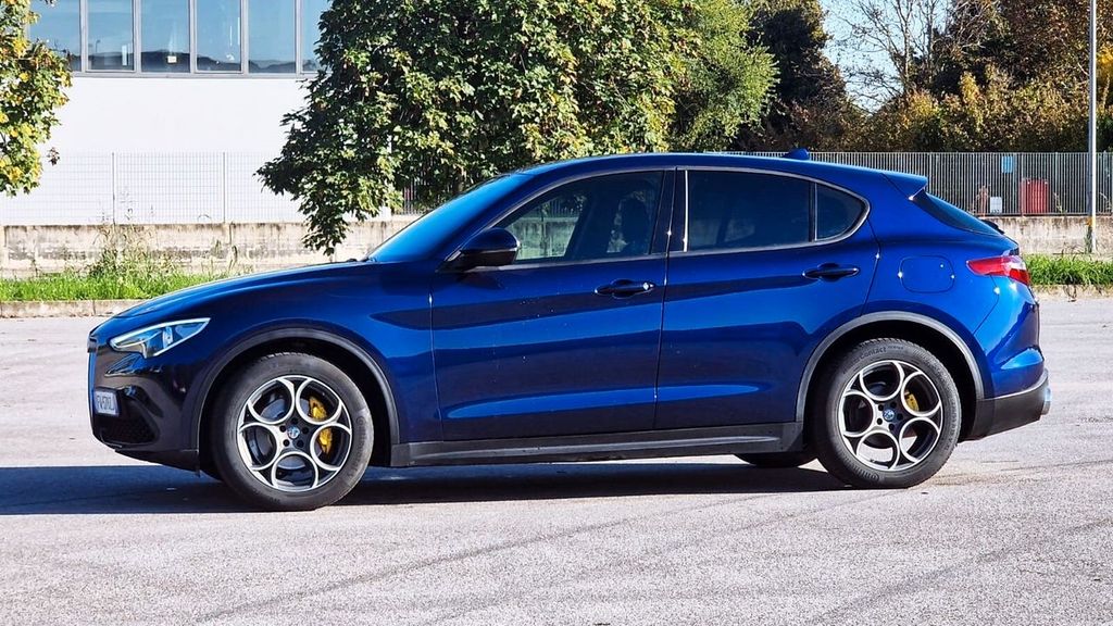 Alfa Romeo Stelvio 2019