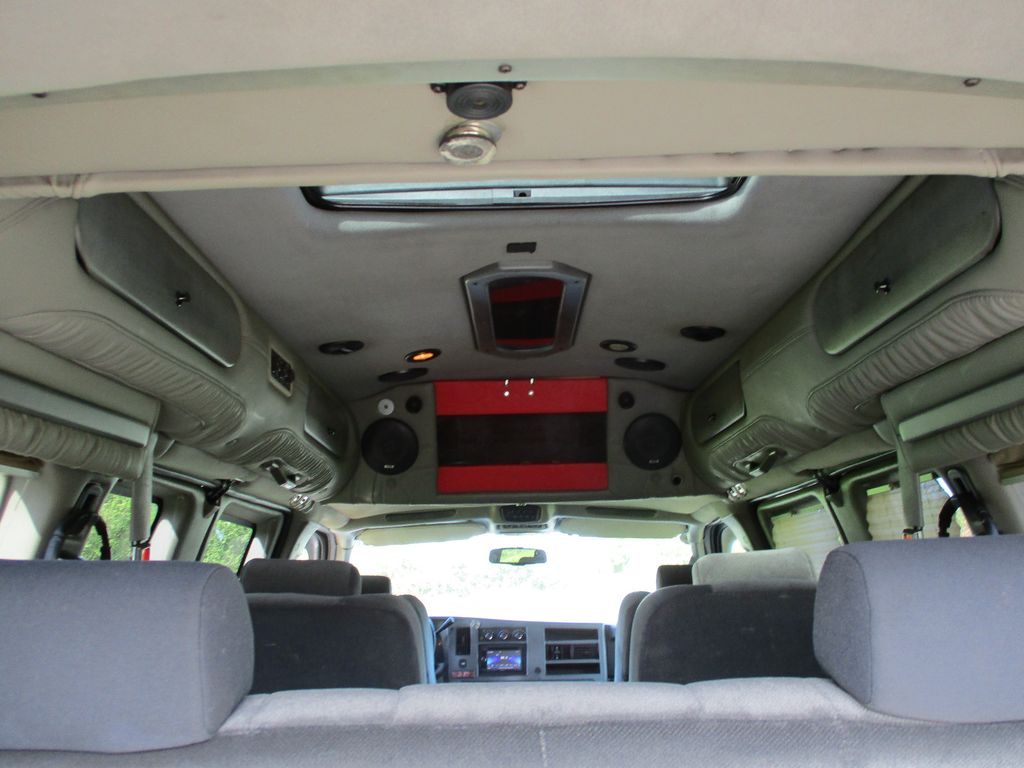 GMC Savana 2008
