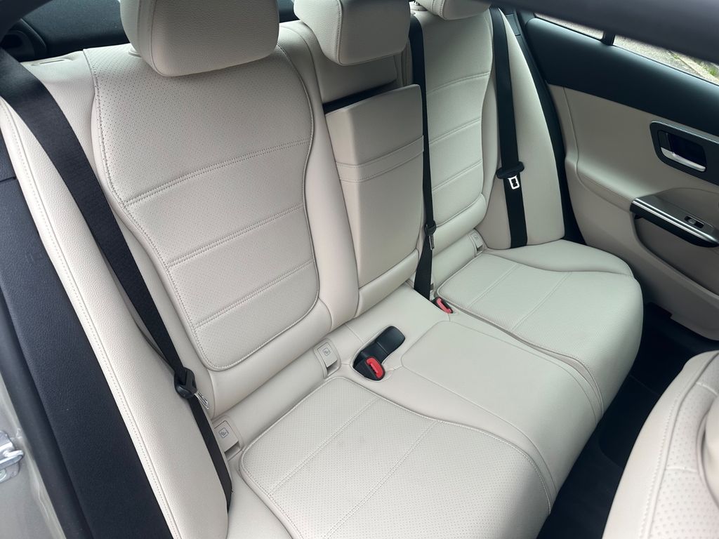 Mercedes-Benz C 200 2023