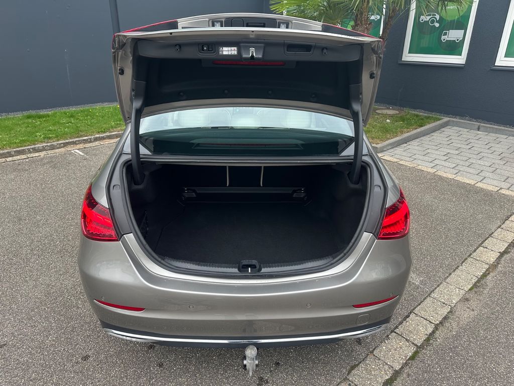 Mercedes-Benz C 200 2023