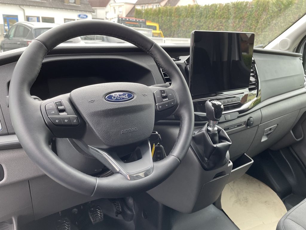 Ford Transit 2024