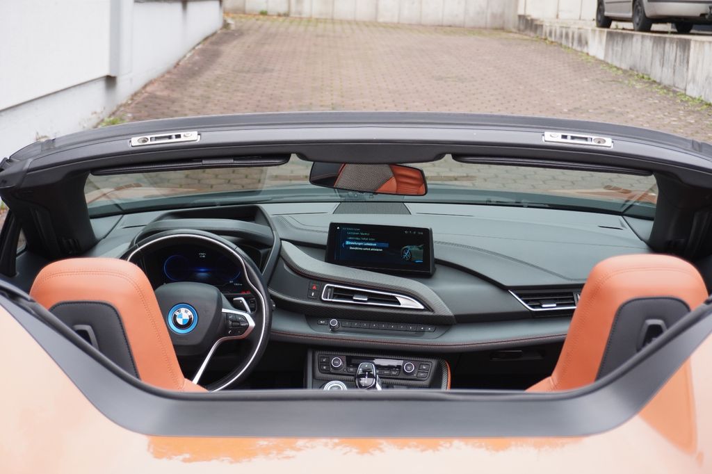 BMW i8 2020