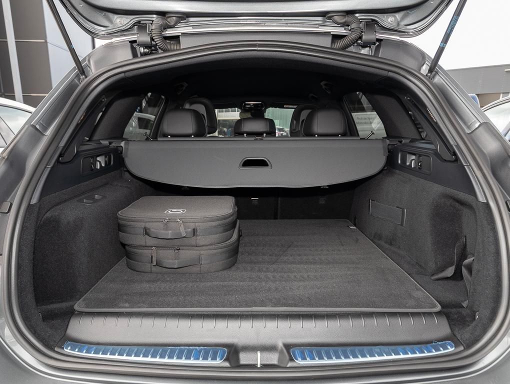 Mercedes-Benz C 300 2024