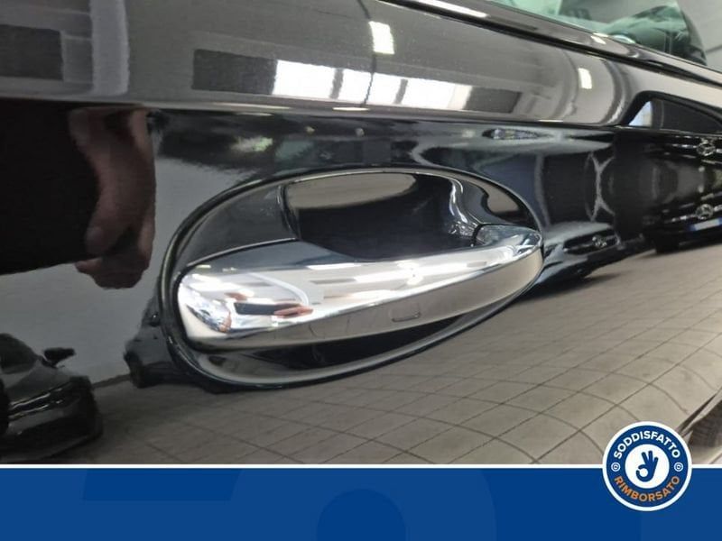 Mercedes-Benz A 180 2025