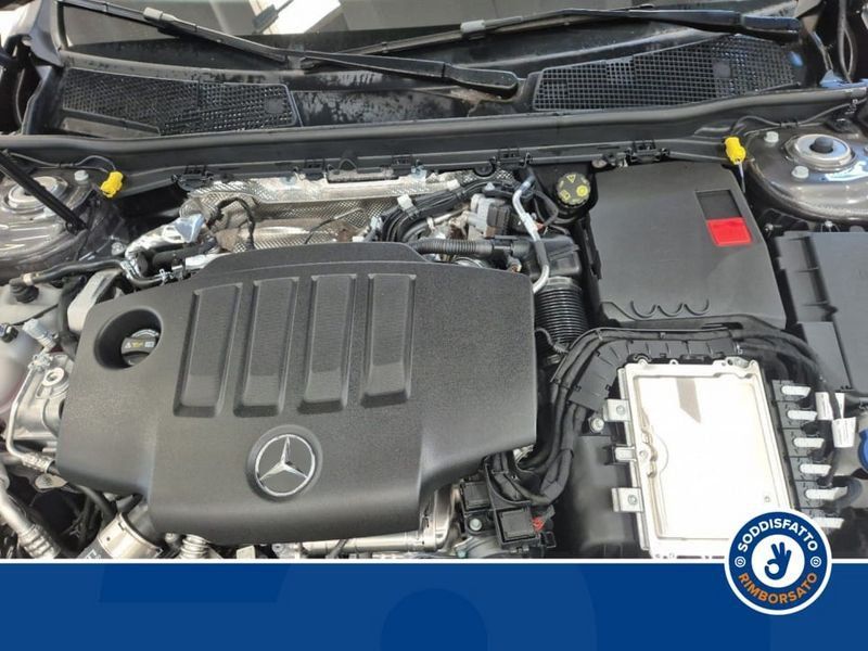 Mercedes-Benz A 180 2025