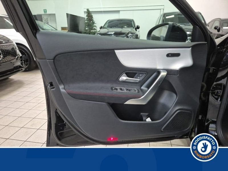 Mercedes-Benz A 180 2025