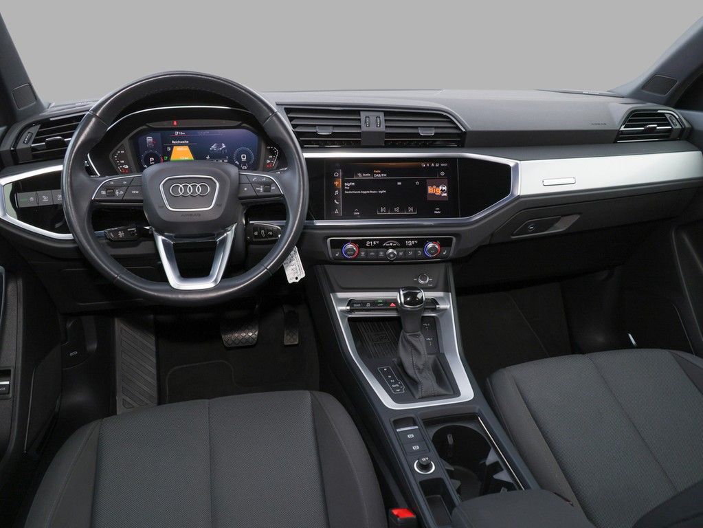 Audi Q3 2021
