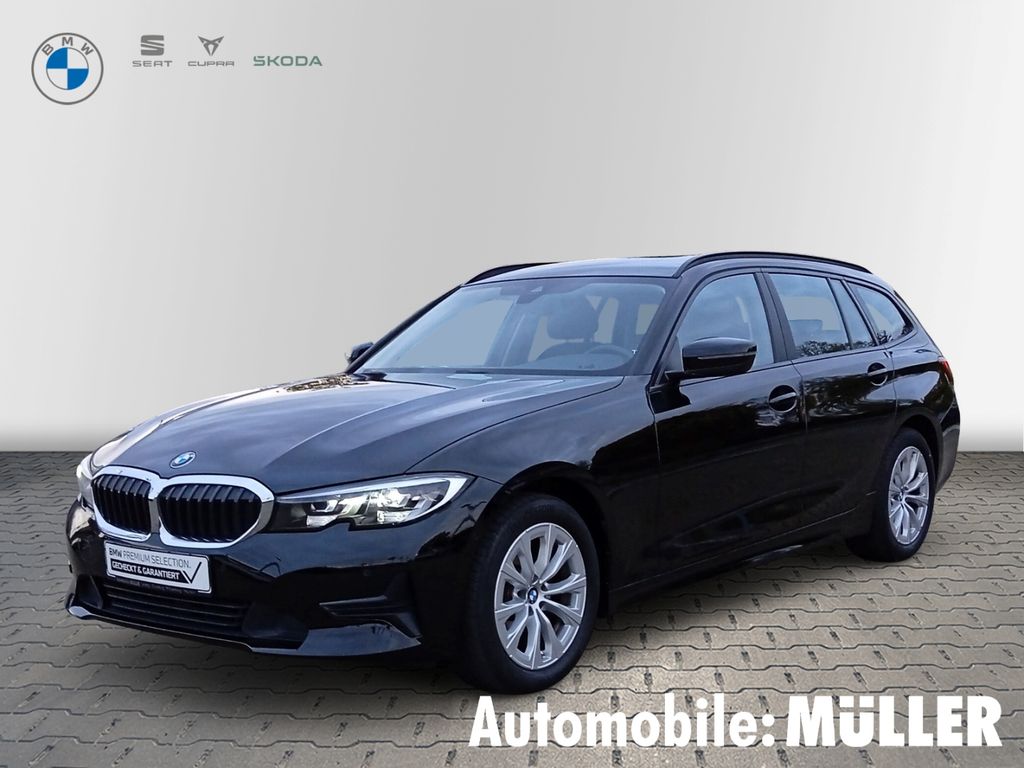 BMW 318 2022