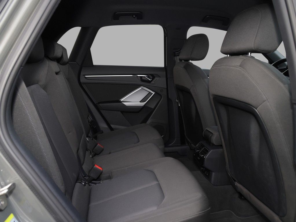 Audi Q3 2021