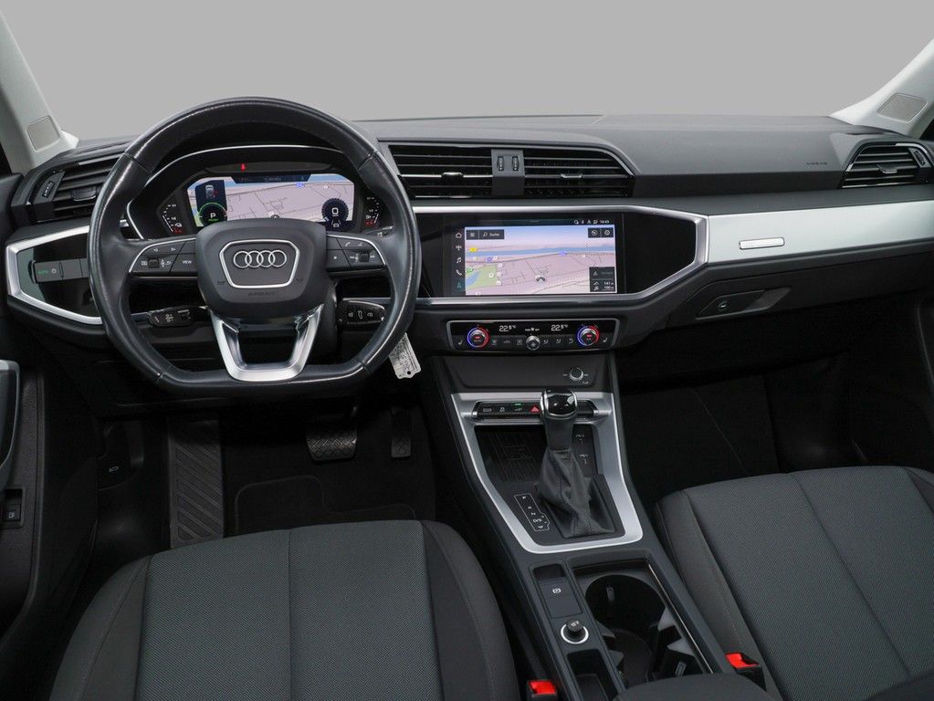 Audi Q3 2021