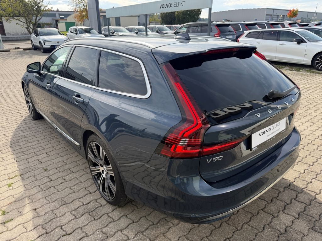 Volvo V90 2022