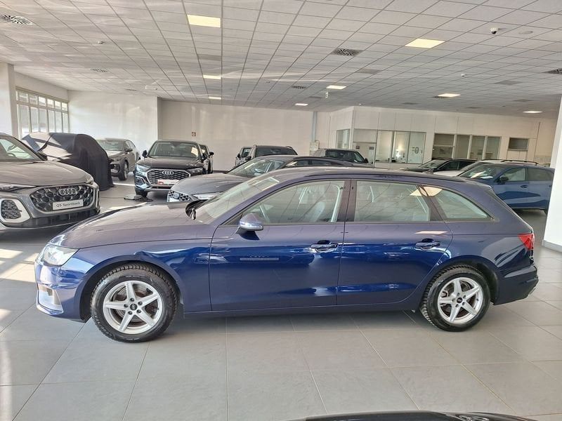 Audi A4 2022