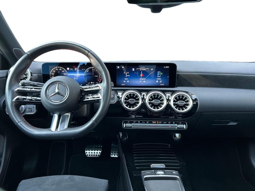 Mercedes-Benz A 250 2024