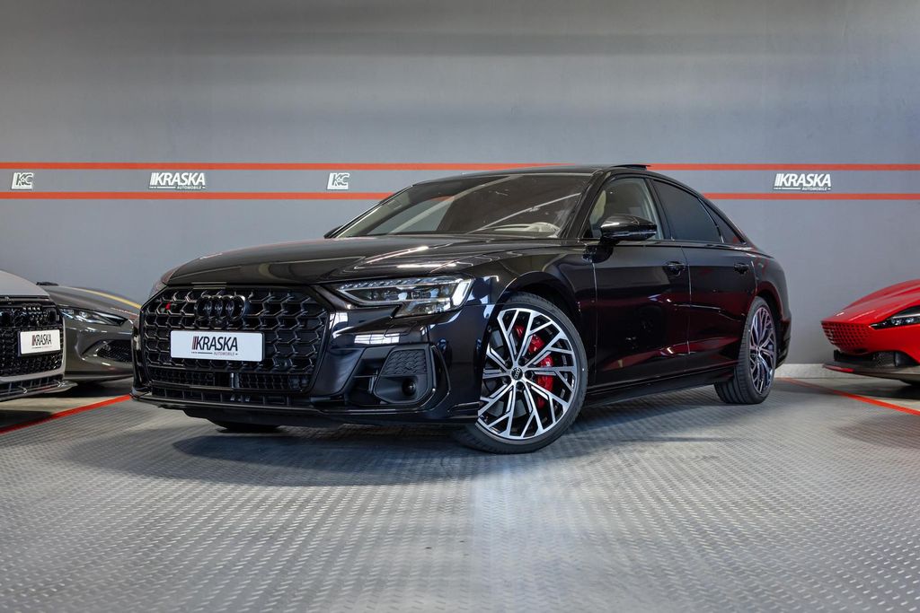 Audi S8 2025