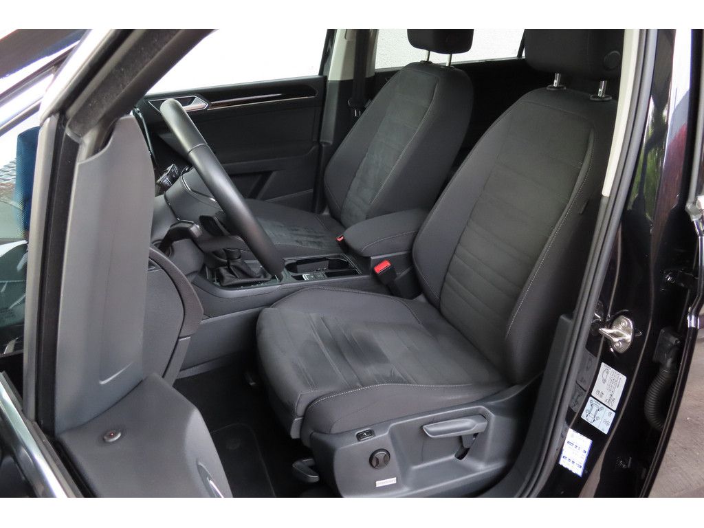 Volkswagen Touran 2023