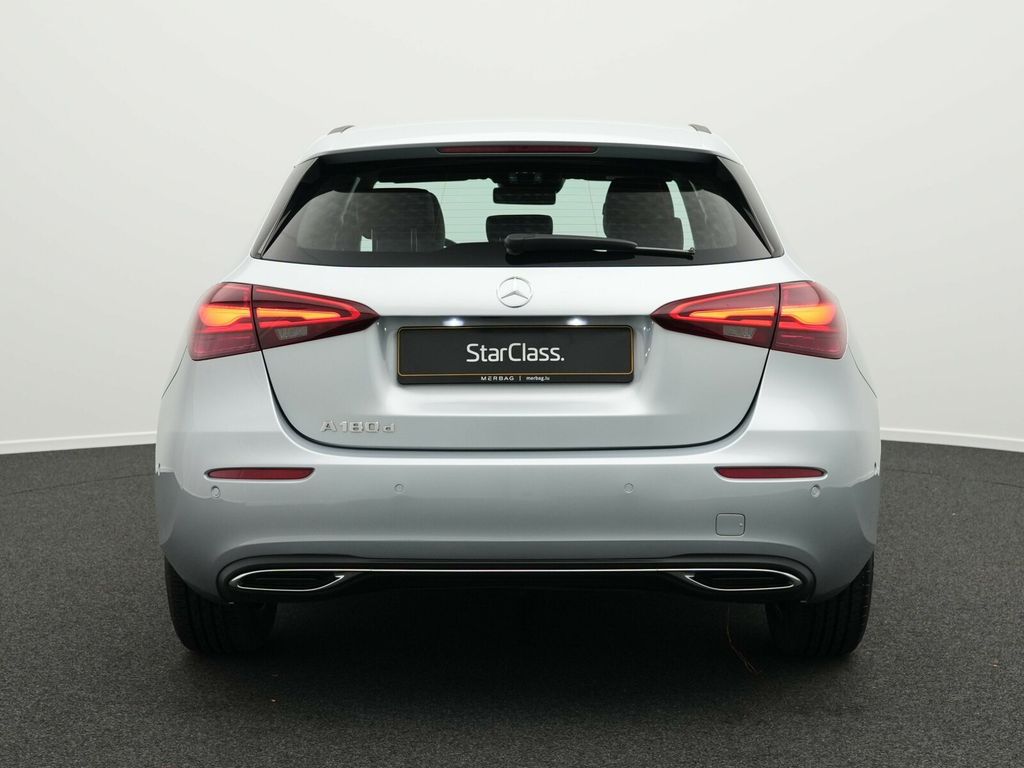 Mercedes-Benz A 180 2024