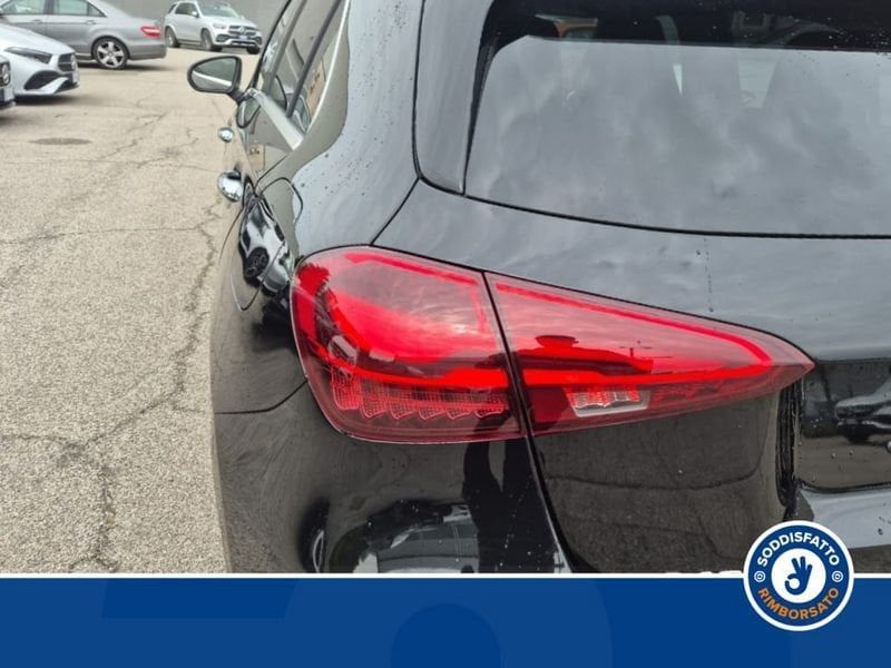 Mercedes-Benz A 180 2025