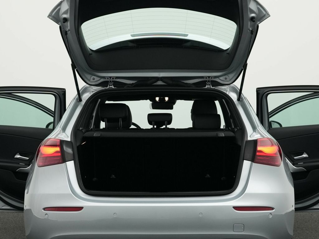 Mercedes-Benz A 180 2024