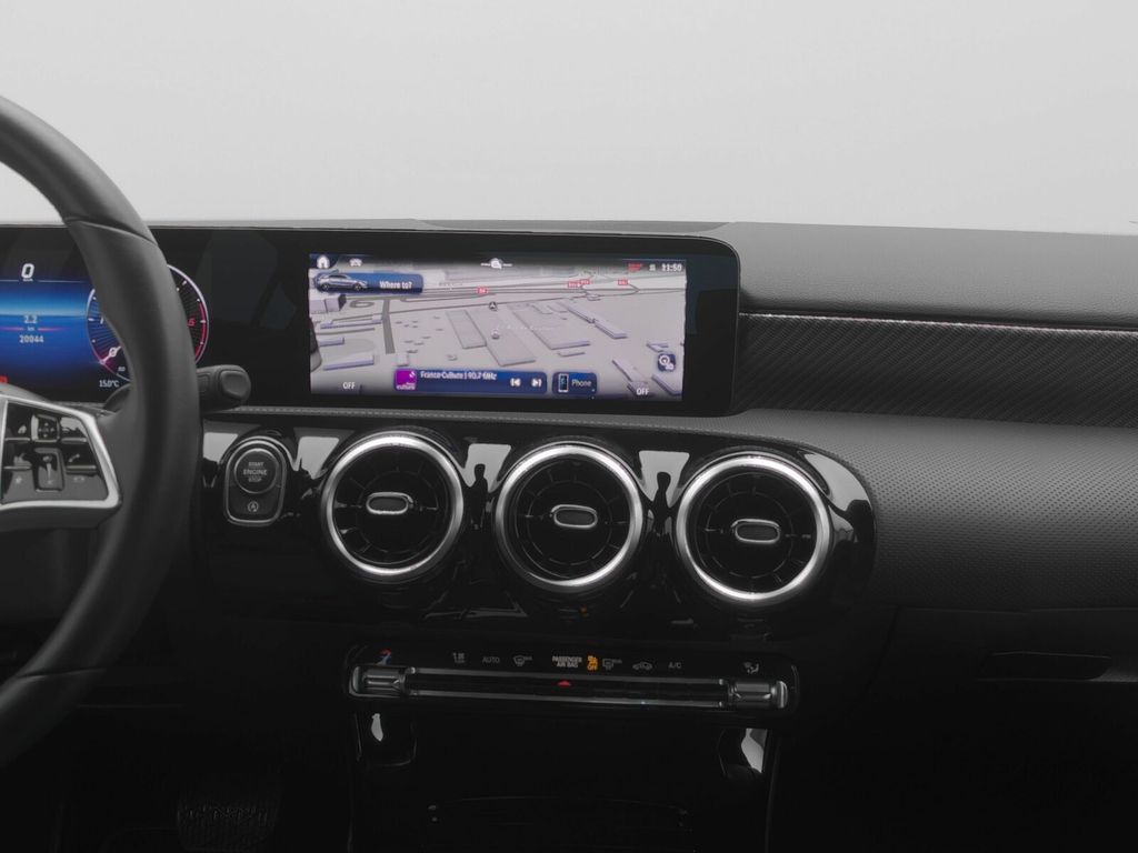 Mercedes-Benz A 180 2024