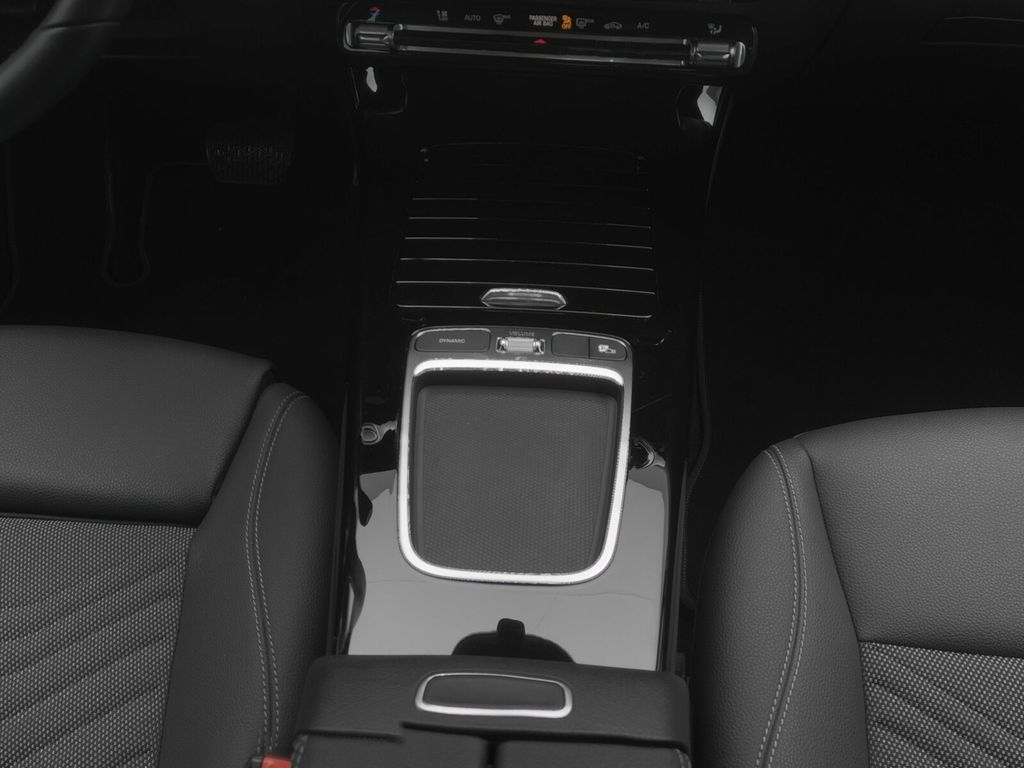 Mercedes-Benz A 180 2024